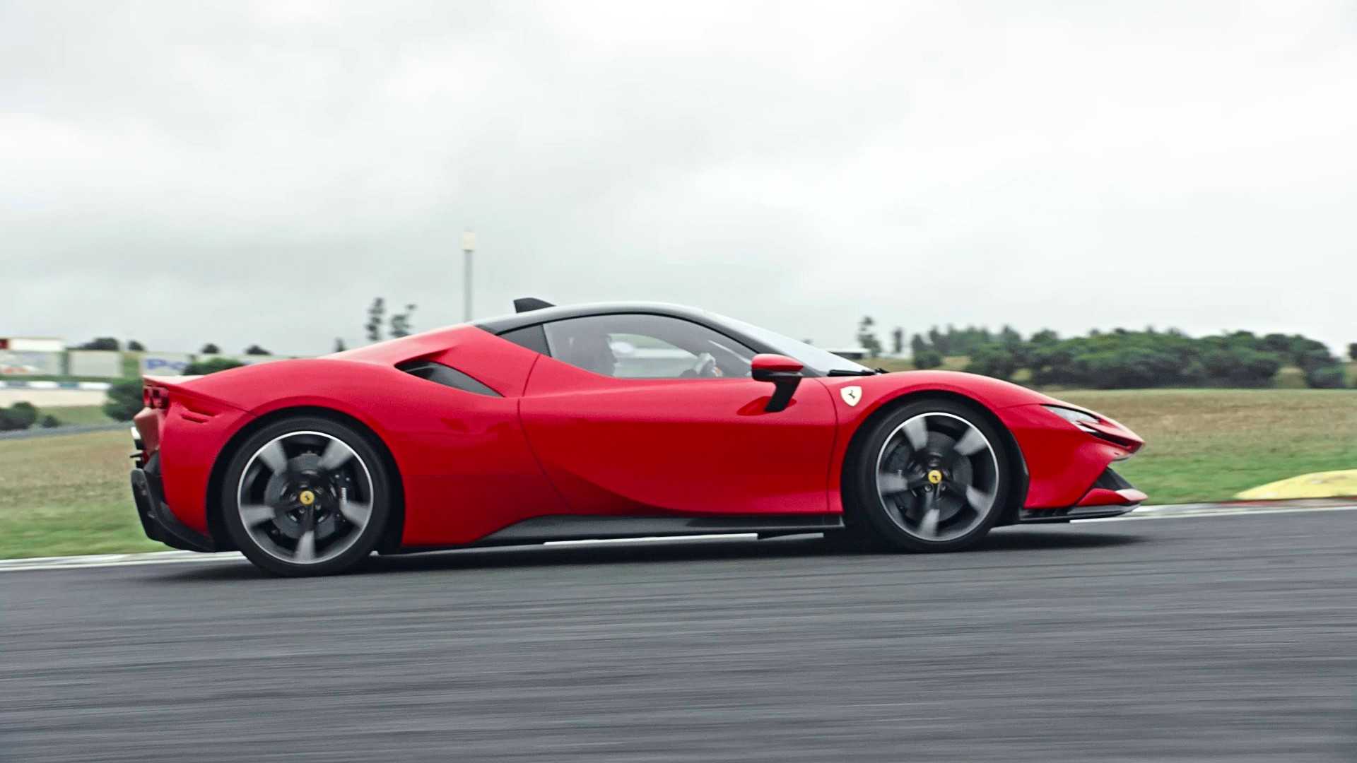 Ferrari SF90 Stradale HyperHybrid Car with 986 Horsepower Revealed