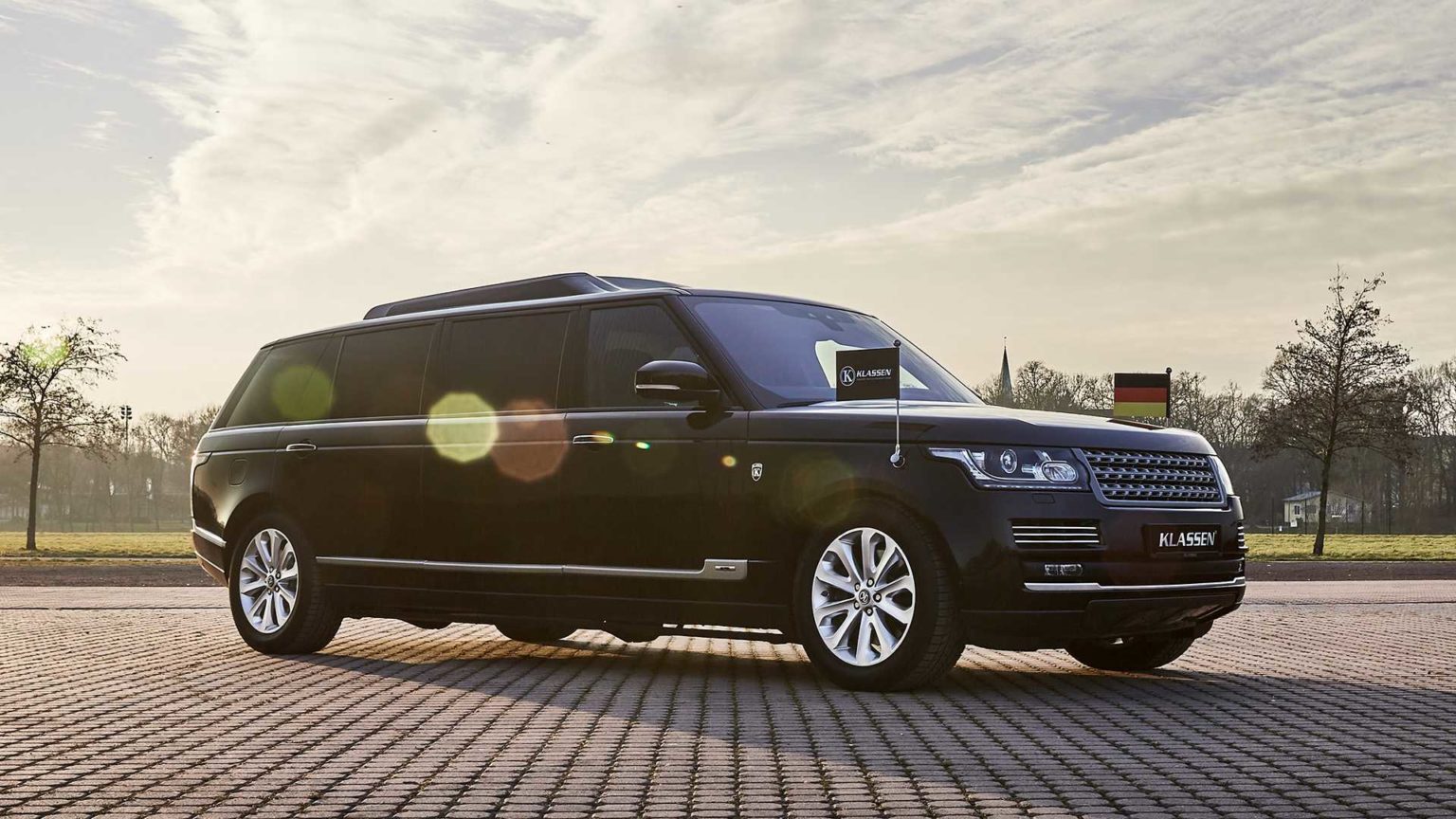 Land Rover Range Rover Autobiography, turned into a super luxurious ...